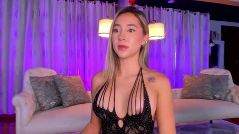 Snapshot of zarajener chatting on 9, 5, 2026 online show from 9, 5, 2026
