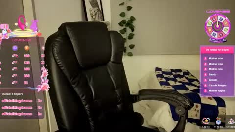 Snapshot of zaramuley chatting on 3, 11, 2025 Zara muley online show from 3, 11, 2025