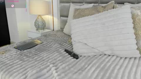 Snapshot of zaravesari chatting on 6, 3, 2026 Zara Vesari online show from 6, 3, 2026