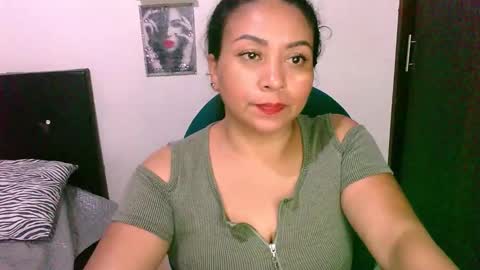Snapshot of zaray_45bella chatting on 21, 3, 2026 zaray online show from 21, 3, 2026