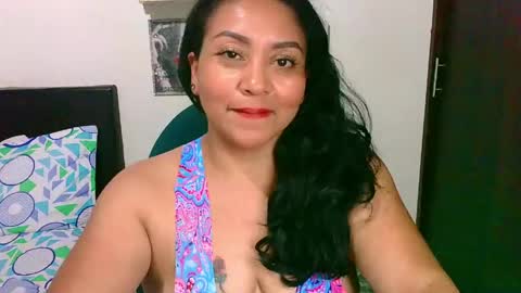 Snapshot of zaray_45bella chatting on 13, 4, 2026 zaray online show from 13, 4, 2026