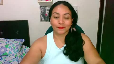 Snapshot of zaray_45bella chatting on 16, 4, 2026 zaray online show from 16, 4, 2026