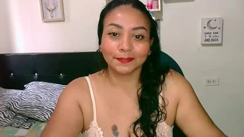 Snapshot of zaray_45bella chatting on 13, 5, 2026 zaray online show from 13, 5, 2026
