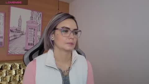 Snapshot of zarcasutra_t chatting on 8, 3, 2026 Isabella online show from 8, 3, 2026