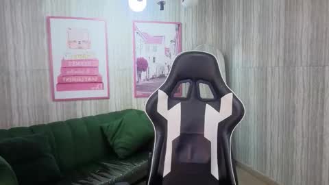 Snapshot of zarcasutra_t chatting on 29, 3, 2026 Isabella online show from 29, 3, 2026