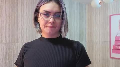 Isabella online show from 9, 5, 2026