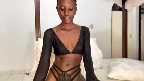 zaria_amara online show from 2, 6, 2026