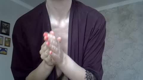 Snapshot of zarinaswift chatting on 23, 3, 2026 Zarina Swift online show from 23, 3, 2026