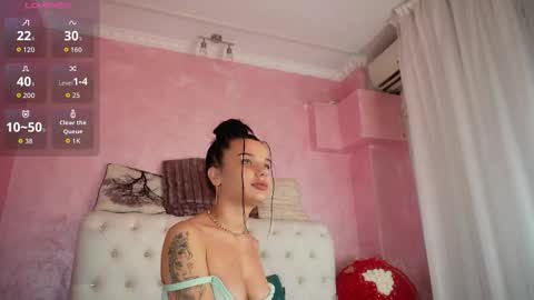 Snapshot of zayla_skye chatting on 24, 10, 2025 Zayla online show from 24, 10, 2025