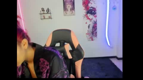 Snapshot of zayuryy chatting on 12, 6, 2026 zayuryy online show from 12, 6, 2026