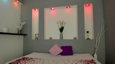 Karolyne online show from 26, 12, 2024