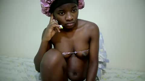 Snapshot of zellah chatting on 21, 4, 2026 zellah online show from 21, 4, 2026