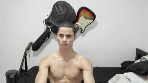 Snapshot of zenhzu chatting on 12, 1, 2025 zenzhu online show from 12, 1, 2025