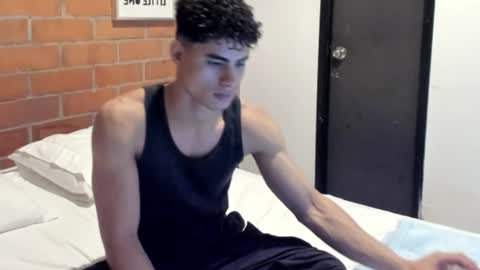 Snapshot of zenhzu chatting on 4, 10, 2025 zenzhu online show from 4, 10, 2025