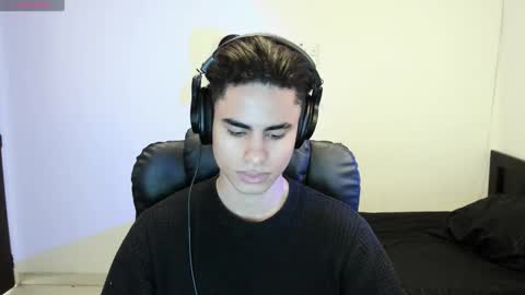 Snapshot of zenhzu chatting on 29, 11, 2025 zenzhu online show from 29, 11, 2025