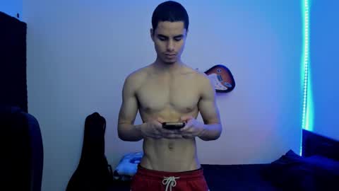 Snapshot of zenhzu chatting on 7, 2, 2026 zenzhu online show from 7, 2, 2026