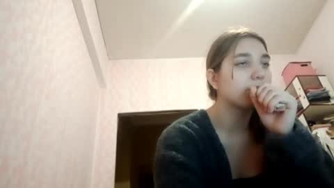 zeniabrossoit online show from 16, 3, 2026