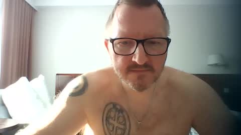 Snapshot of zenlem chatting on 22, 5, 2026 zenlem online show from 22, 5, 2026