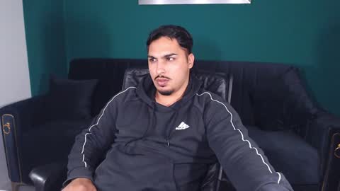 Snapshot of zenobaro chatting on 21, 1, 2025 zenobaro online show from 21, 1, 2025
