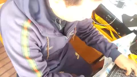 Snapshot of zenonsex chatting on 27, 3, 2026 zenonsex online show from 27, 3, 2026