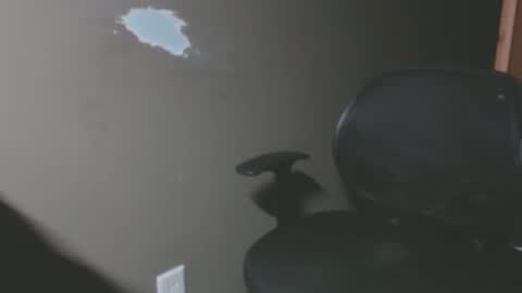 Snapshot of zerozero5555 chatting on 8, 2, 2025 bambi cumslut online show from 8, 2, 2025