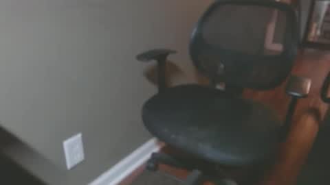 bambi cumslut online show from 24, 4, 2026