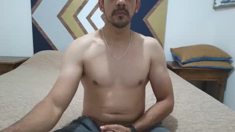 Snapshot of zetherzz chatting on 15, 9, 2025 Zether online show from 15, 9, 2025