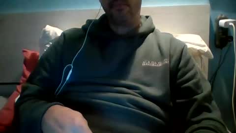 Snapshot of zeus00811 chatting on 22, 10, 2025 zeus online show from 22, 10, 2025