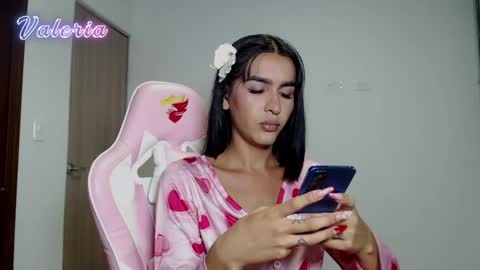 Snapshot of zeus693769 chatting on 5, 7, 2026 zeus693769 online show from 5, 7, 2026
