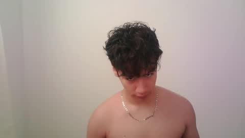 Snapshot of zeus_183 chatting on 14, 11, 2025 zeus_183 online show from 14, 11, 2025