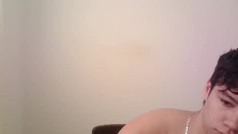 Snapshot of zeus_183 chatting on 16, 11, 2025 zeus_183 online show from 16, 11, 2025