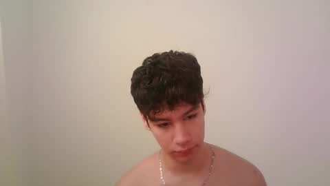 Snapshot of zeus_183 chatting on 17, 11, 2025 zeus_183 online show from 17, 11, 2025