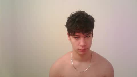 Snapshot of zeus_183 chatting on 18, 11, 2025 zeus_183 online show from 18, 11, 2025