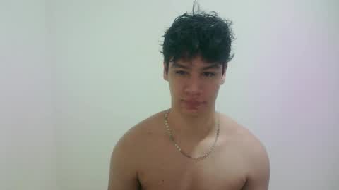 Snapshot of zeus_183 chatting on 8, 3, 2026 zeus_183 online show from 8, 3, 2026