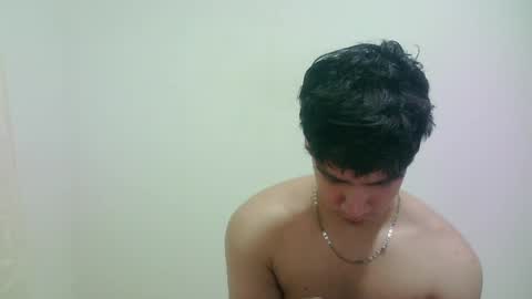 Snapshot of zeus_183 chatting on 11, 4, 2026 zeus_183 online show from 11, 4, 2026