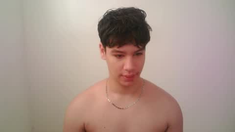 Snapshot of zeus_183 chatting on 28, 4, 2026 zeus_183 online show from 28, 4, 2026