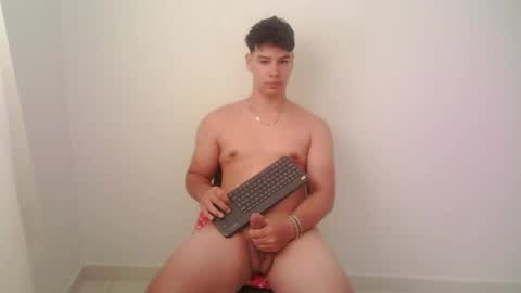 Snapshot of zeus_183 chatting on 29, 5, 2026 zeus_183 online show from 29, 5, 2026