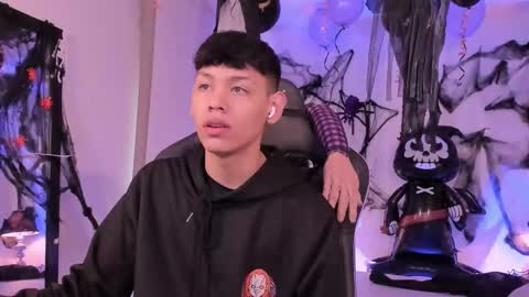 zeus_blaze online show from 6, 10, 2025