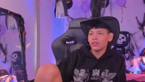 zeus_blaze online show from 25, 10, 2025