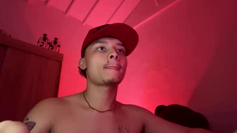 Snapshot of zeusjeff chatting on 27, 5, 2026 zeus online show from 27, 5, 2026
