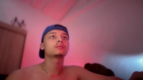 Snapshot of zeusjeff chatting on 28, 5, 2026 zeus online show from 28, 5, 2026