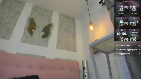 Snapshot of zhamira_21 chatting on 24, 4, 2026 ZHAMIRA ANDRES online show from 24, 4, 2026