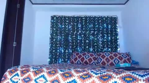 Snapshot of zhanaya_jhaen chatting on 17, 10, 2025 zhannaya online show from 17, 10, 2025