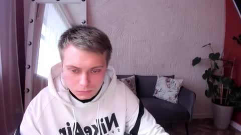 zherealkrugi online show from 26, 11, 2025