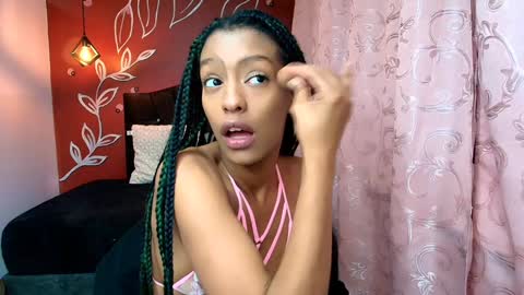 Zia Green online show from 20, 12, 2024