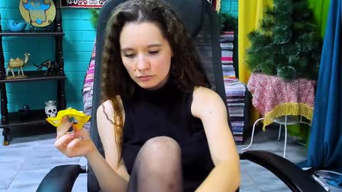 zianichols online show from 17, 1, 2025