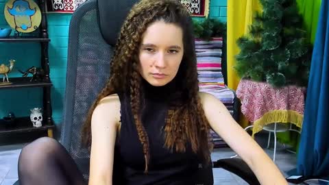 zianichols online show from 20, 1, 2025