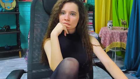 zianichols online show from 21, 1, 2025