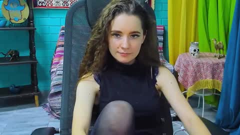 zianichols online show from 29, 1, 2025