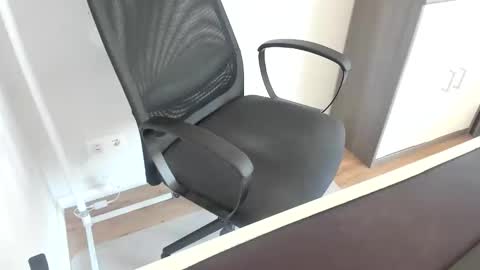 ziemlichflutschig online show from 23, 3, 2026